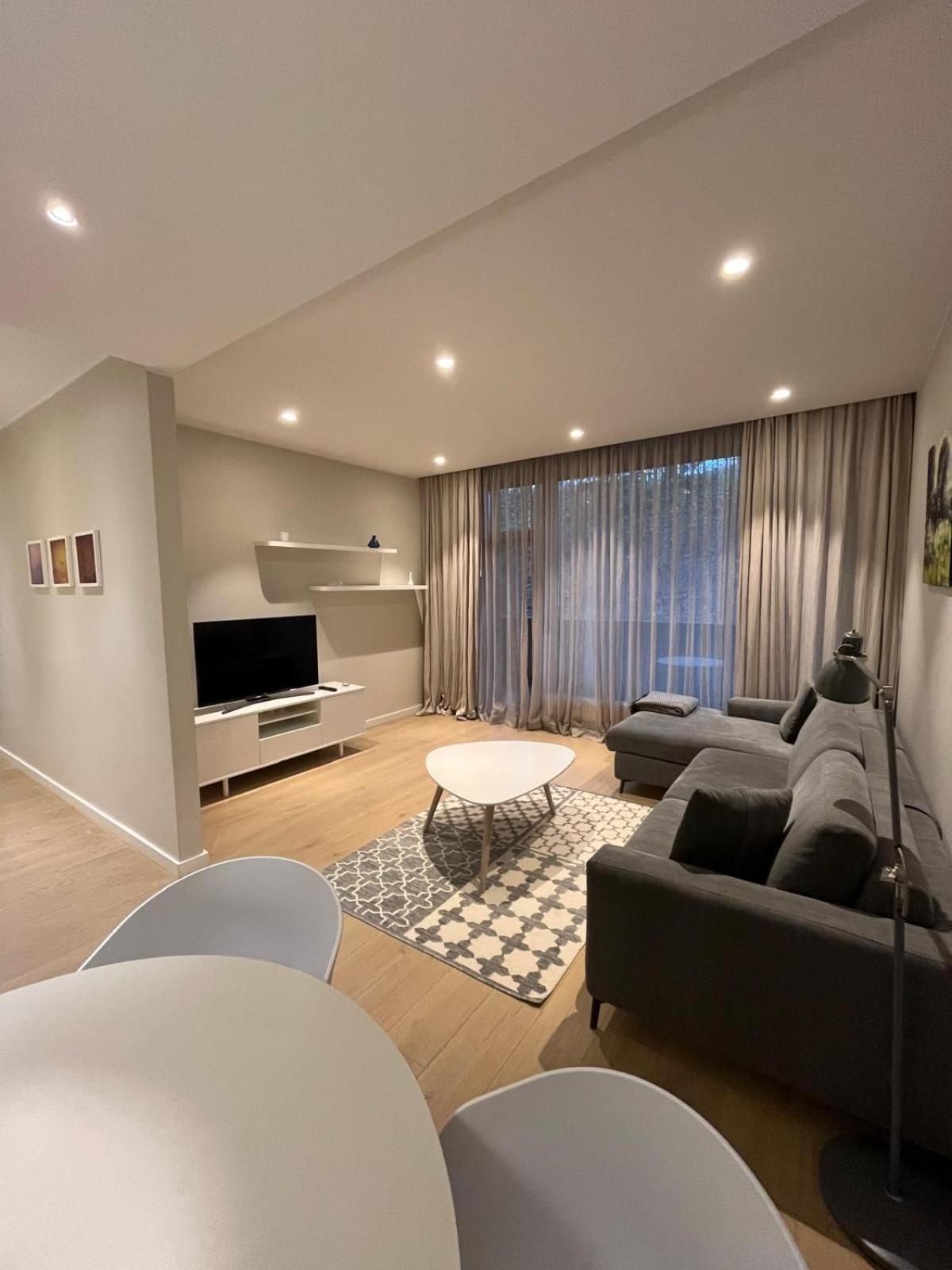 Aparthotel Osobnyak à Jūrkalne Extérieur photo