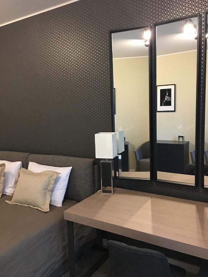 Aparthotel Osobnyak à Jūrkalne Extérieur photo
